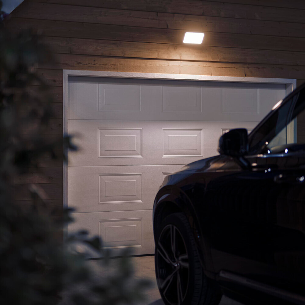 philips hue garage light