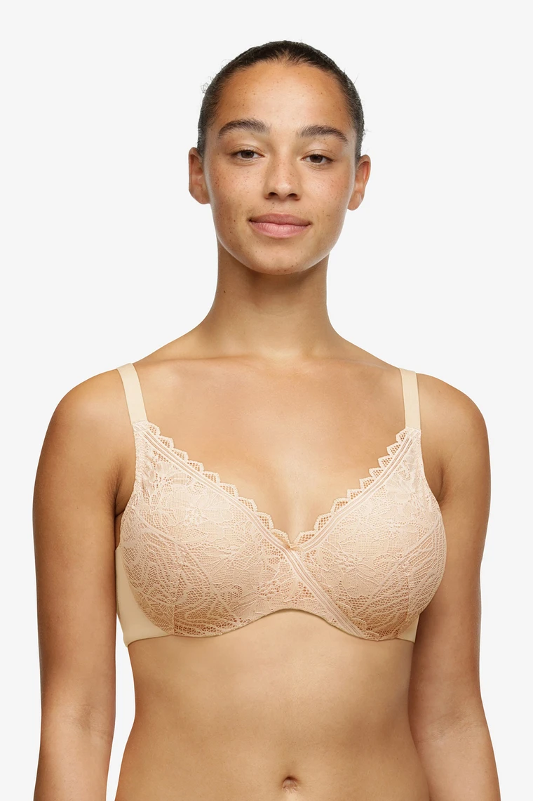 Chantelle Easy Feel Floral Touch Bra Covering T-Shirt Moulded Bras