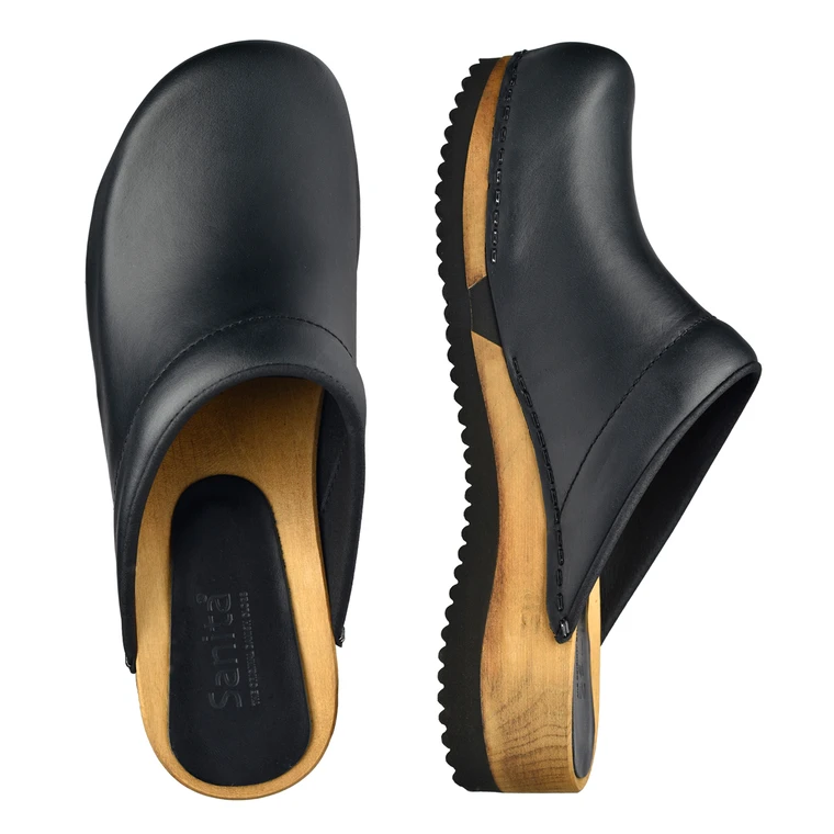 Black clogs wooden sole online