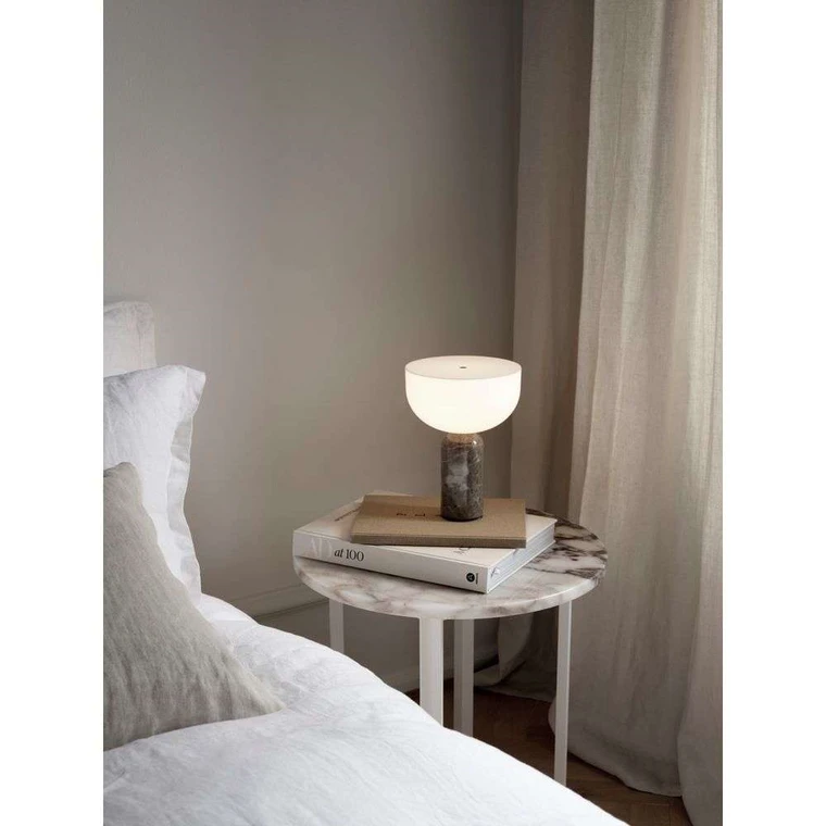 Portable best sale bed lamp