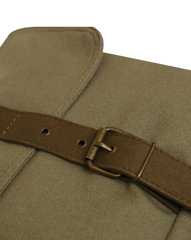 https://www.fotoagent.dk/images/w/Uvzep1aXVYUARy_dH90W1A/s/12441/138/rothco-deluxe-vintage-canvas-messenger-bag-15-liter_2759_olive_os_5.jpg?v=118895363