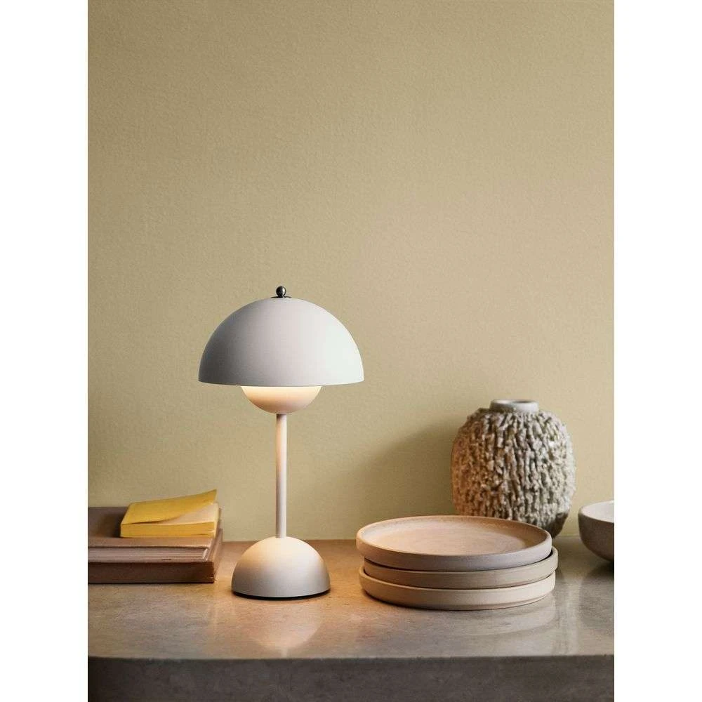 Flowerpot VP9 Portable Table Lamp Matt Light Grey - &Tradition