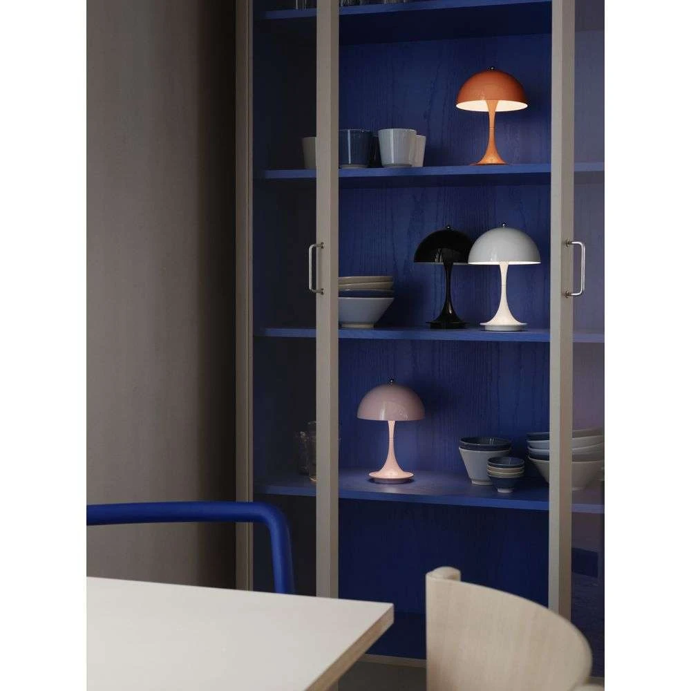Verner Panton 'Panthella 160 Portable' Lamp for Louis Poulsen in Grey  Acrylic For Sale at 1stDibs