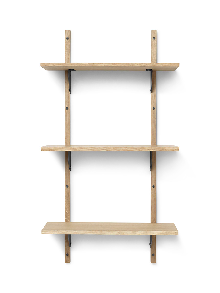 Sector Shelf T/N fra Ferm Living (Eg m/sort messing)