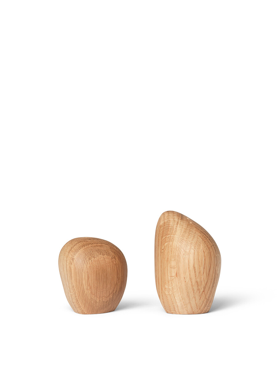 Cairn Salt & Pepper Shakers fra Ferm Living