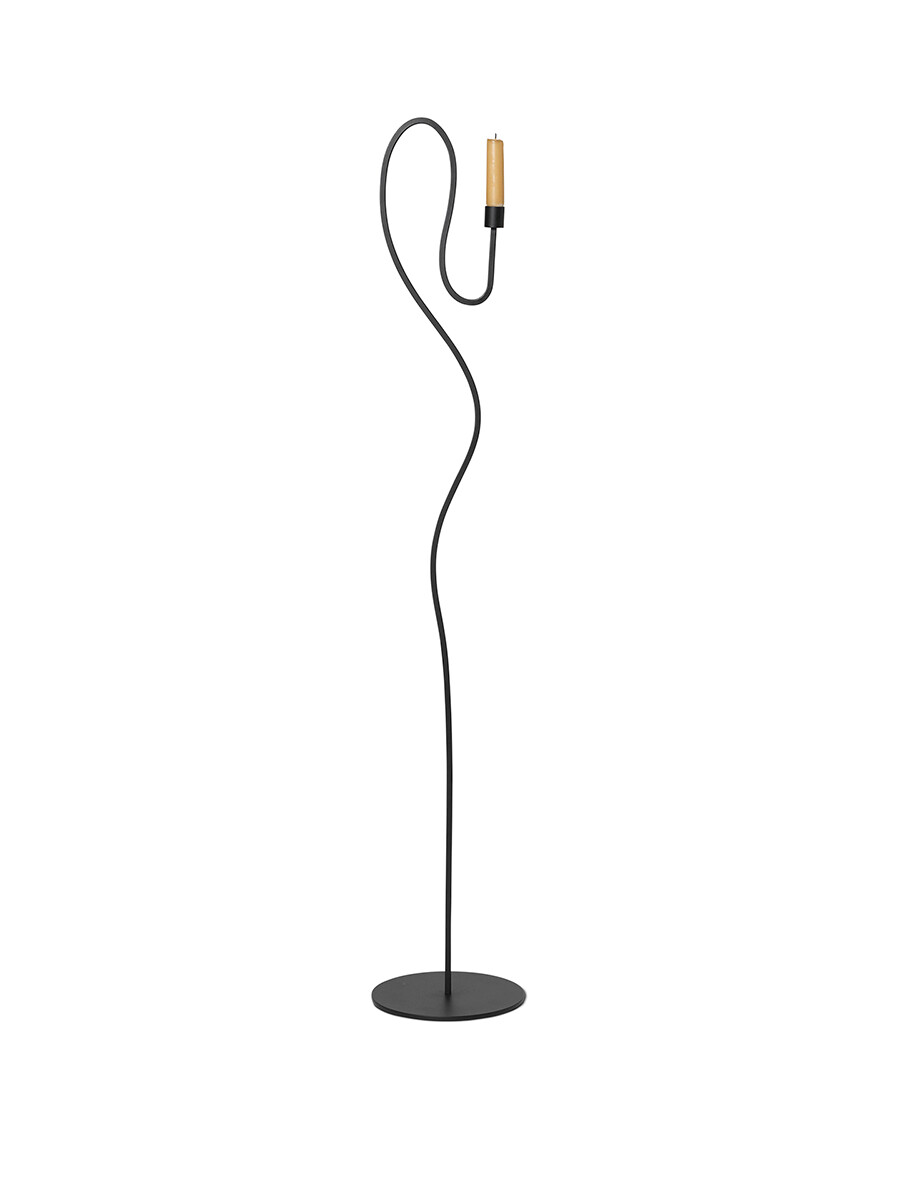 Valse Floor Candle Holder fra Ferm Living (Black)