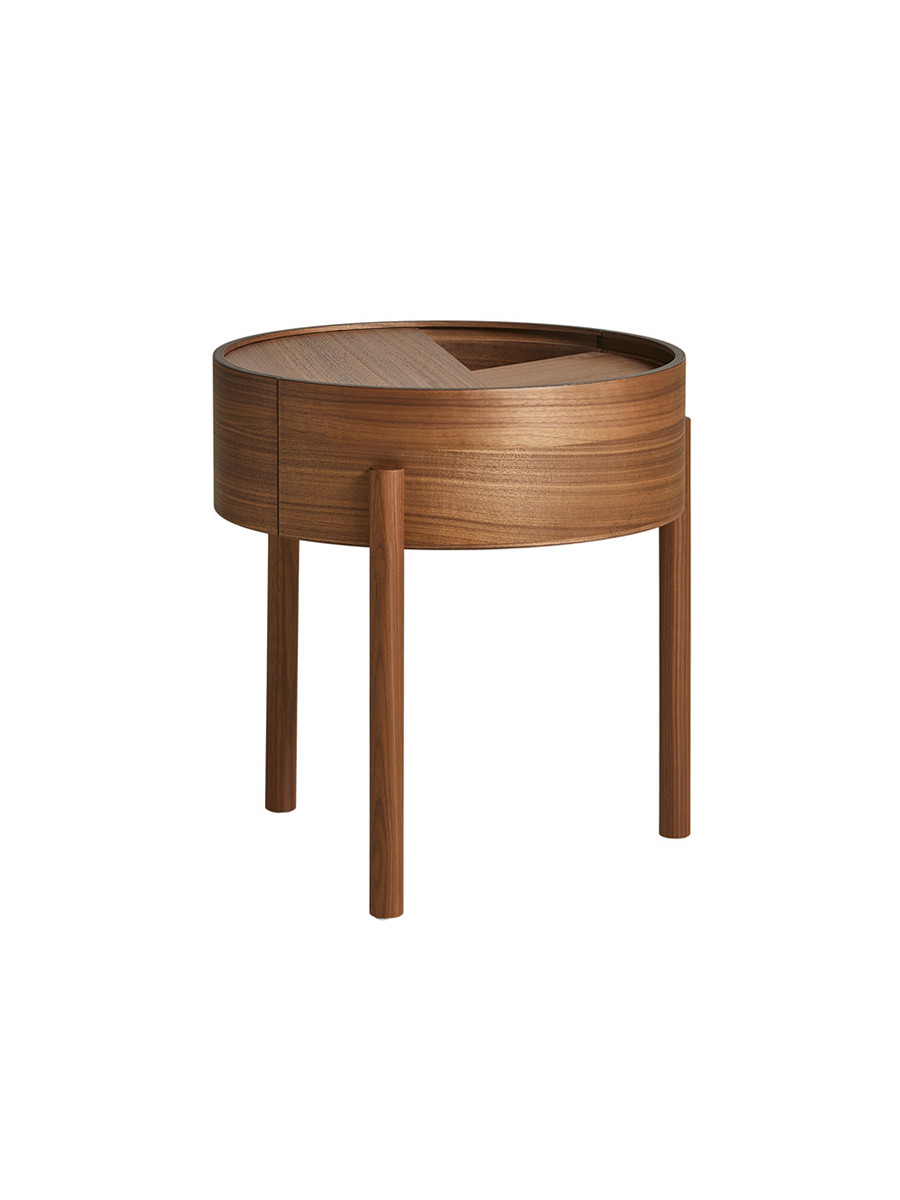 Arc Side Table fra Woud (Walnut)