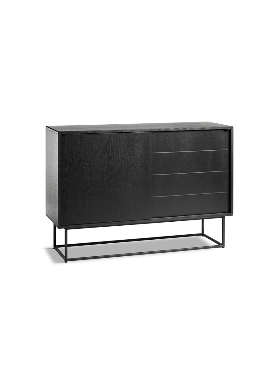 Virka High Sideboard fra Woud (Sort/sort)