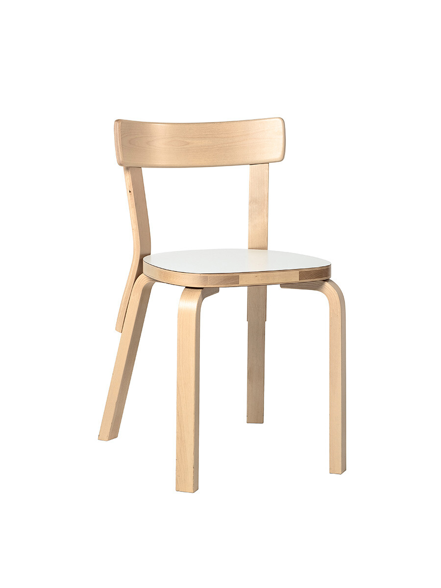 Chair 69 fra Artek (Hvid laminat)