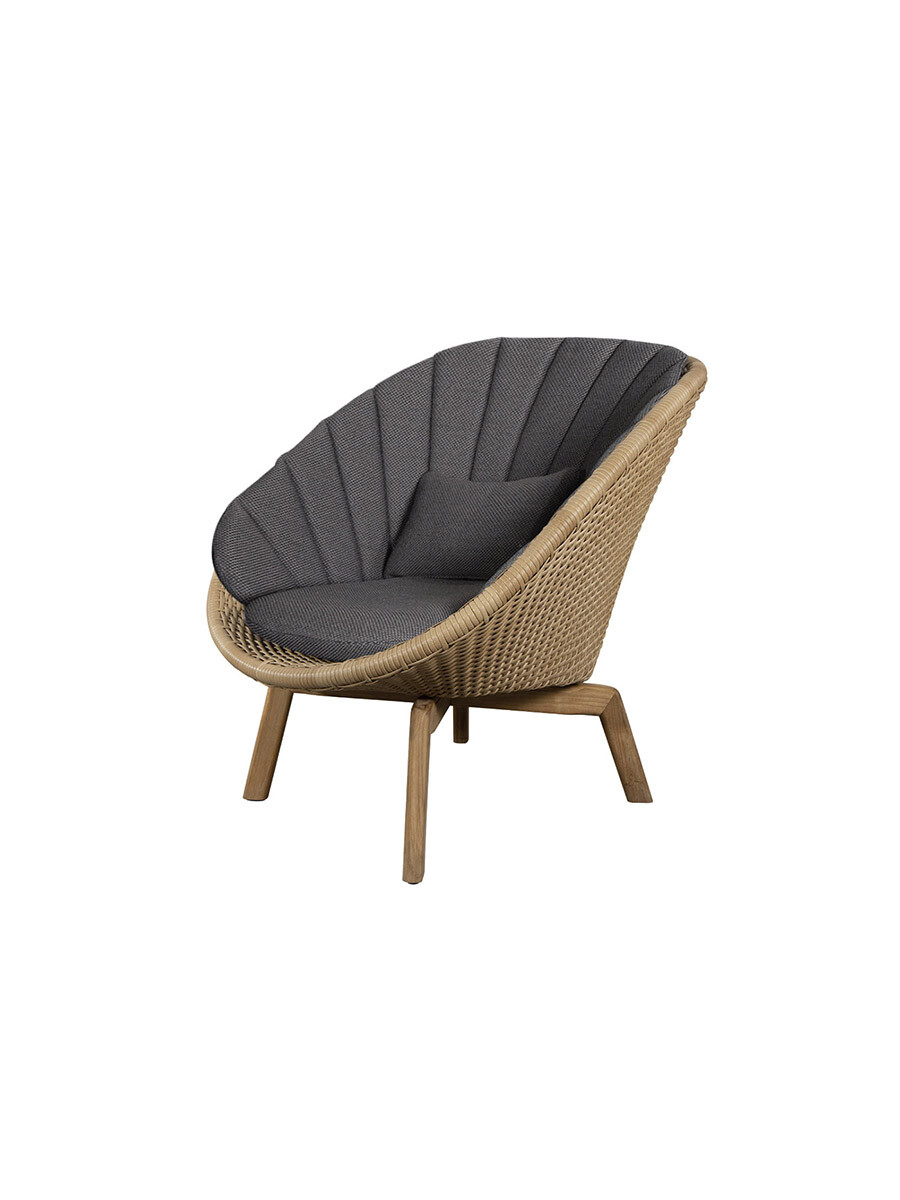 Peacock Loungestol, Flat Weave m/ben i teak fra Cane-line (Inkl. hynde i dark grey)