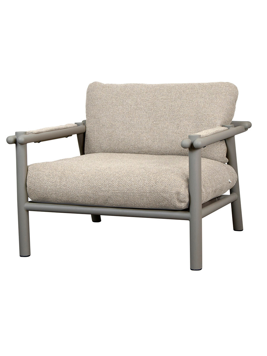 Sticks Lounge Chair, taupe aluminium fra Cane-line (Desert Sand, Cane-line Rise)