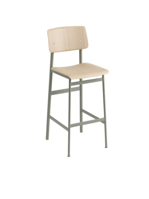 Loft bar stool fra Muuto (Højde: 75 cm, Oak/ dusty green)