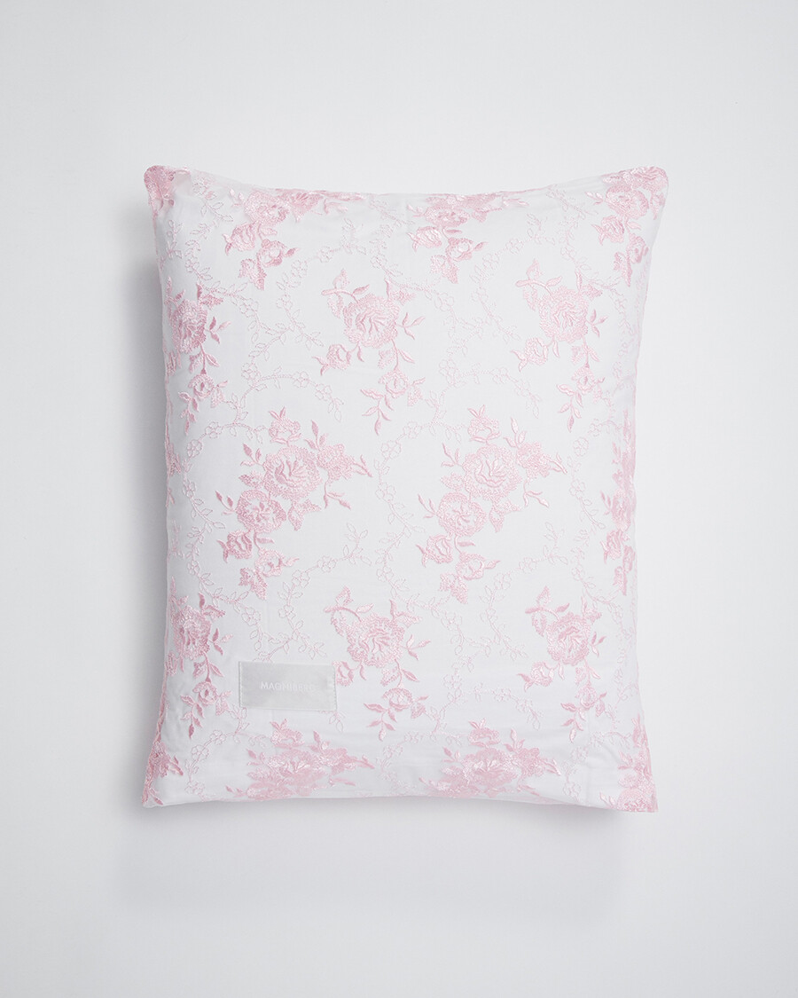 Rose Lace Pillow Cover Single fra Magniberg (Pink, 50 x 70 cm)