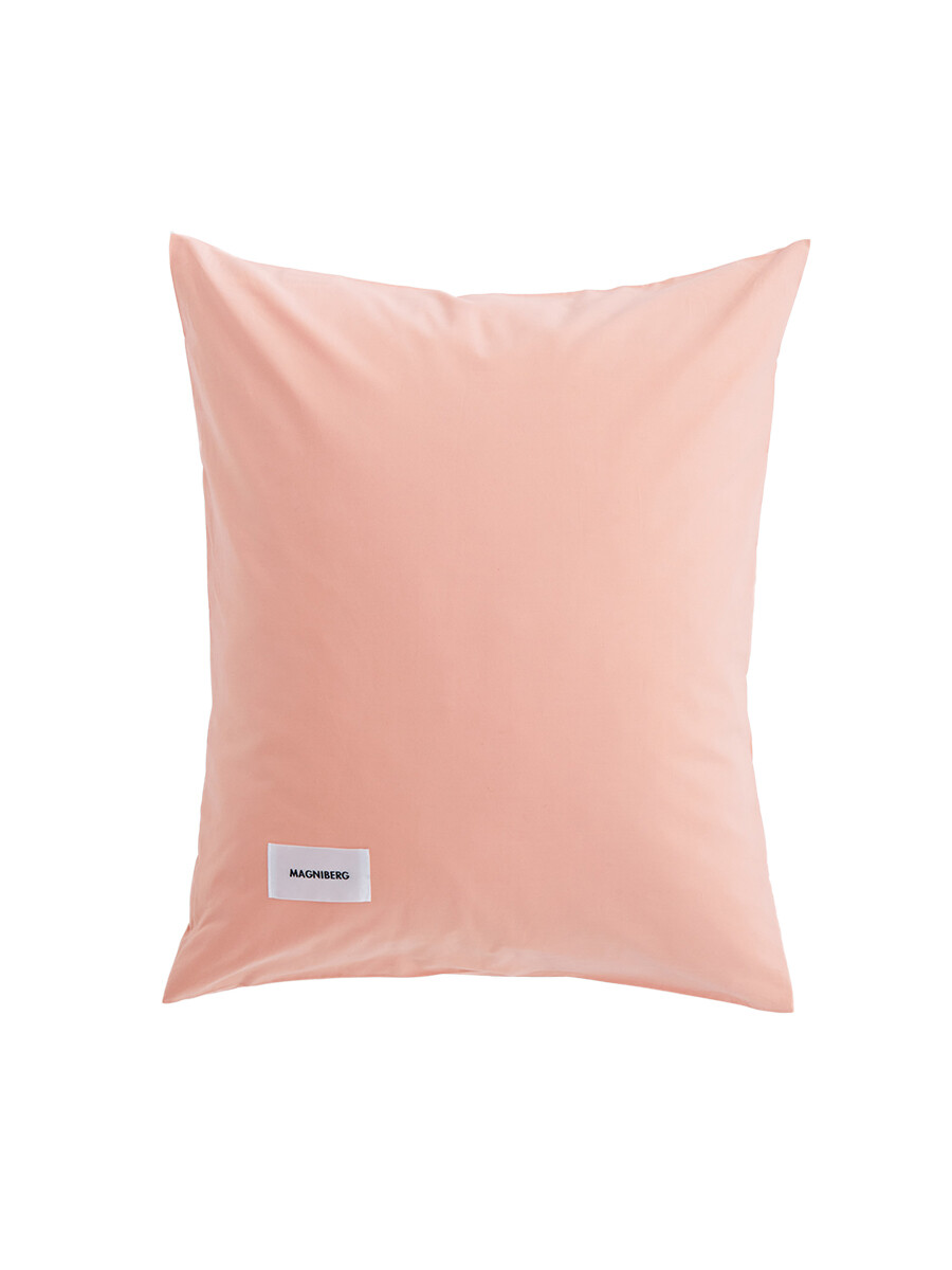 Pure Poplin Pillow Cover Single 50x70 cm fra Magniberg (Peach)