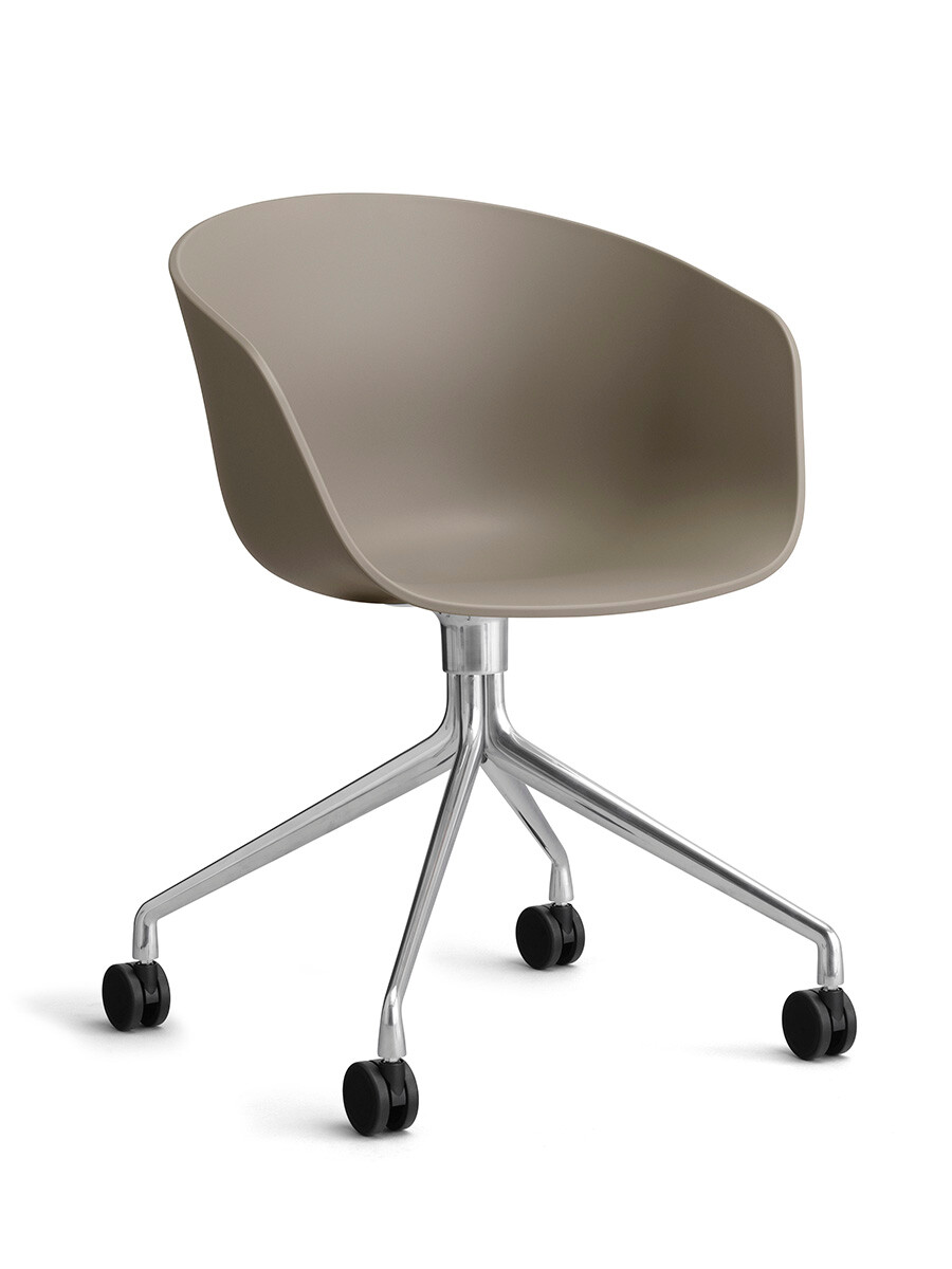 About a Chair AAC 24 fra Hay (Poleret aluminium, Khaki)