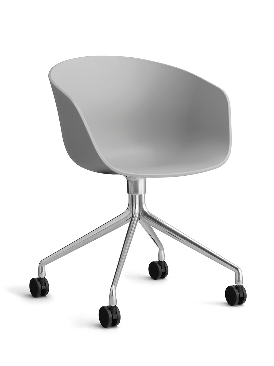 About a Chair AAC 24 fra Hay (Poleret aluminium, Concrete grey)