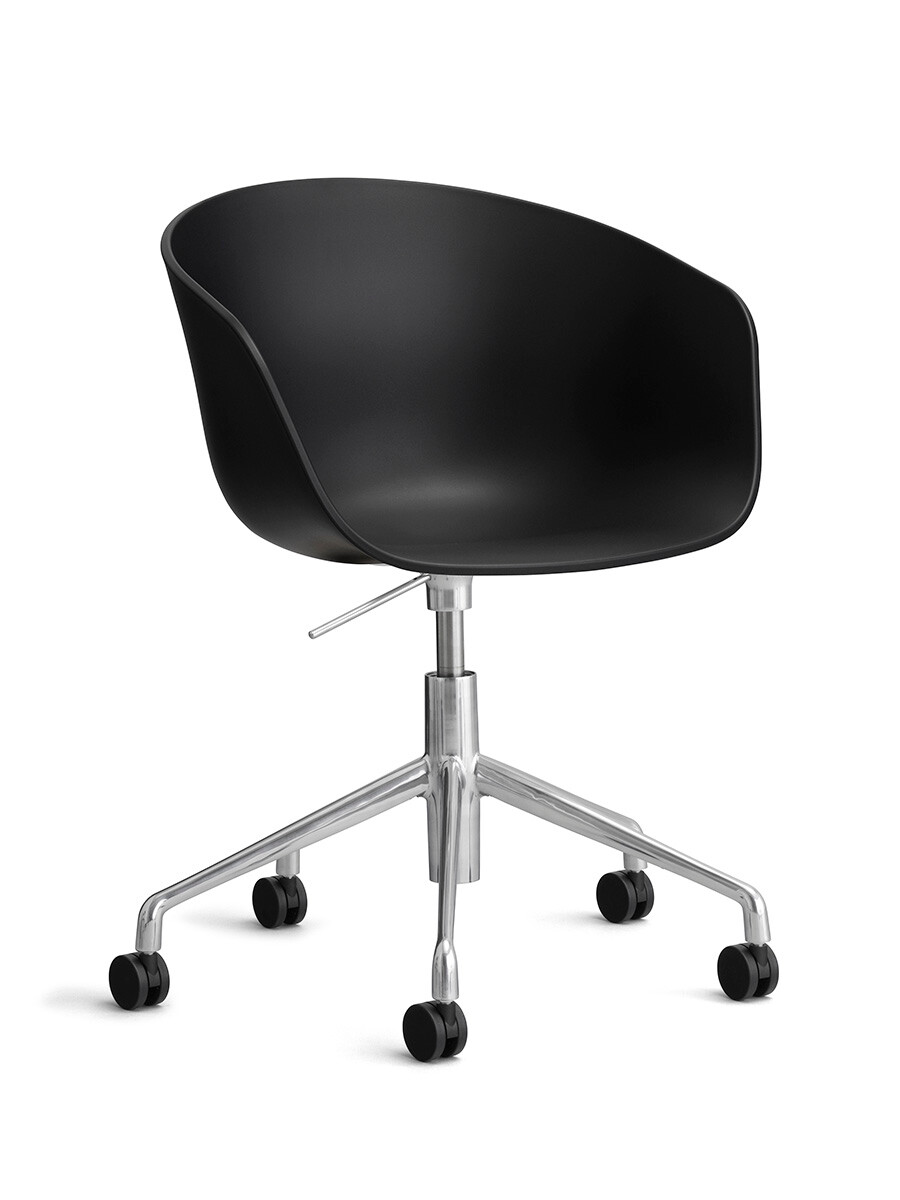 About a Chair AAC 52 fra Hay (Black, Poleret aluminium)