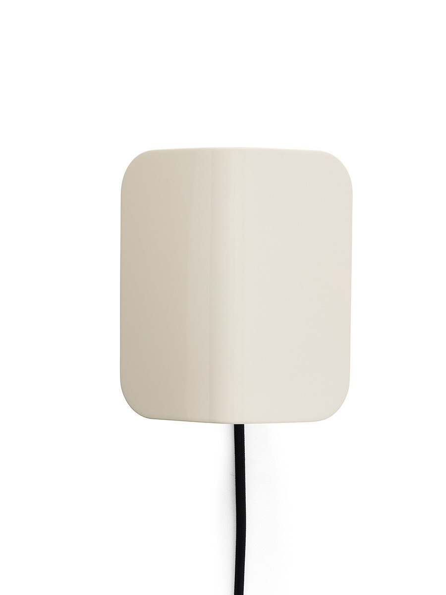 Apex Wall Lamp fra Hay (Oyster White)