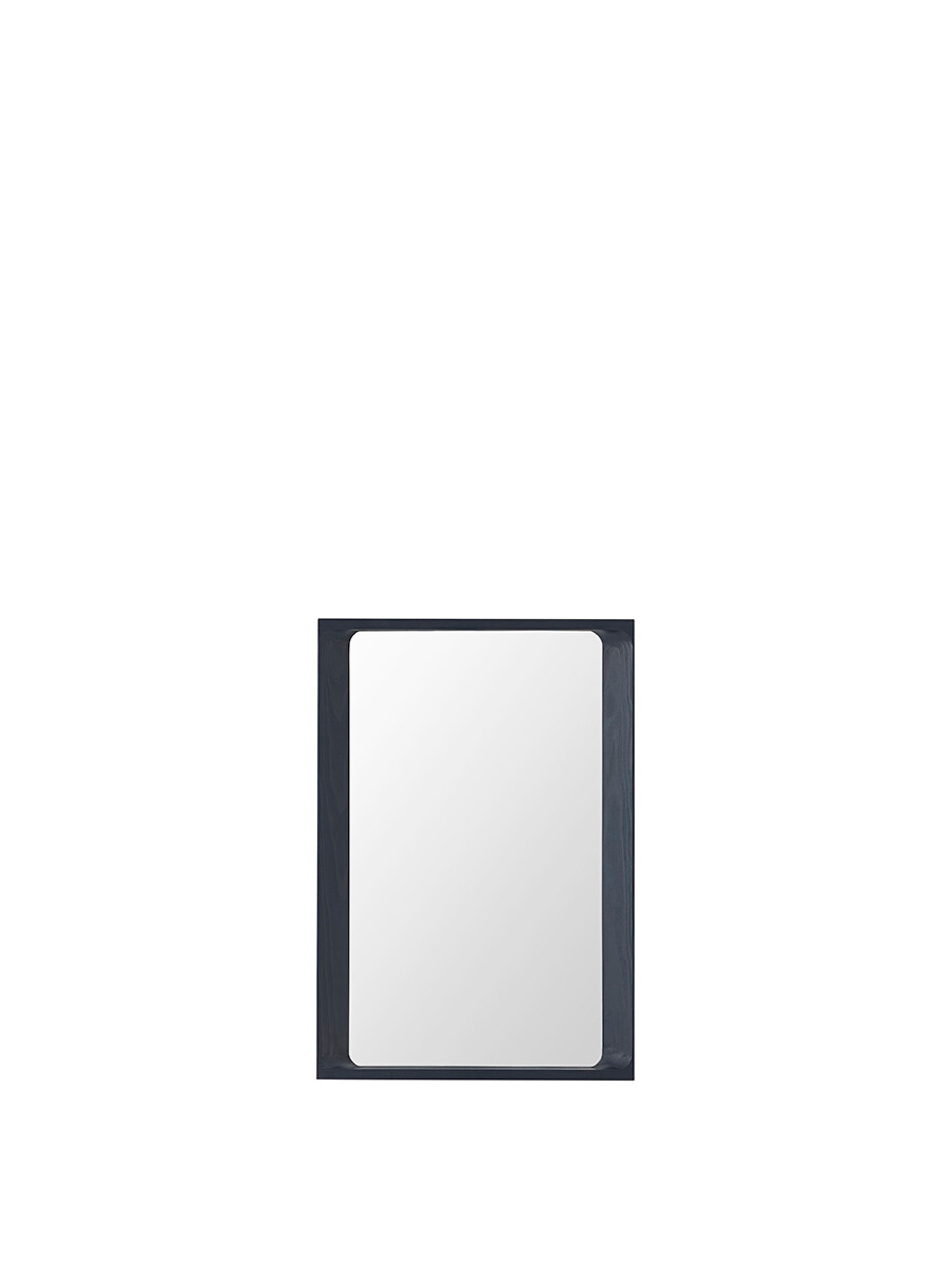 Arced Mirror, 80x55 fra Muuto (Midnight Blue)