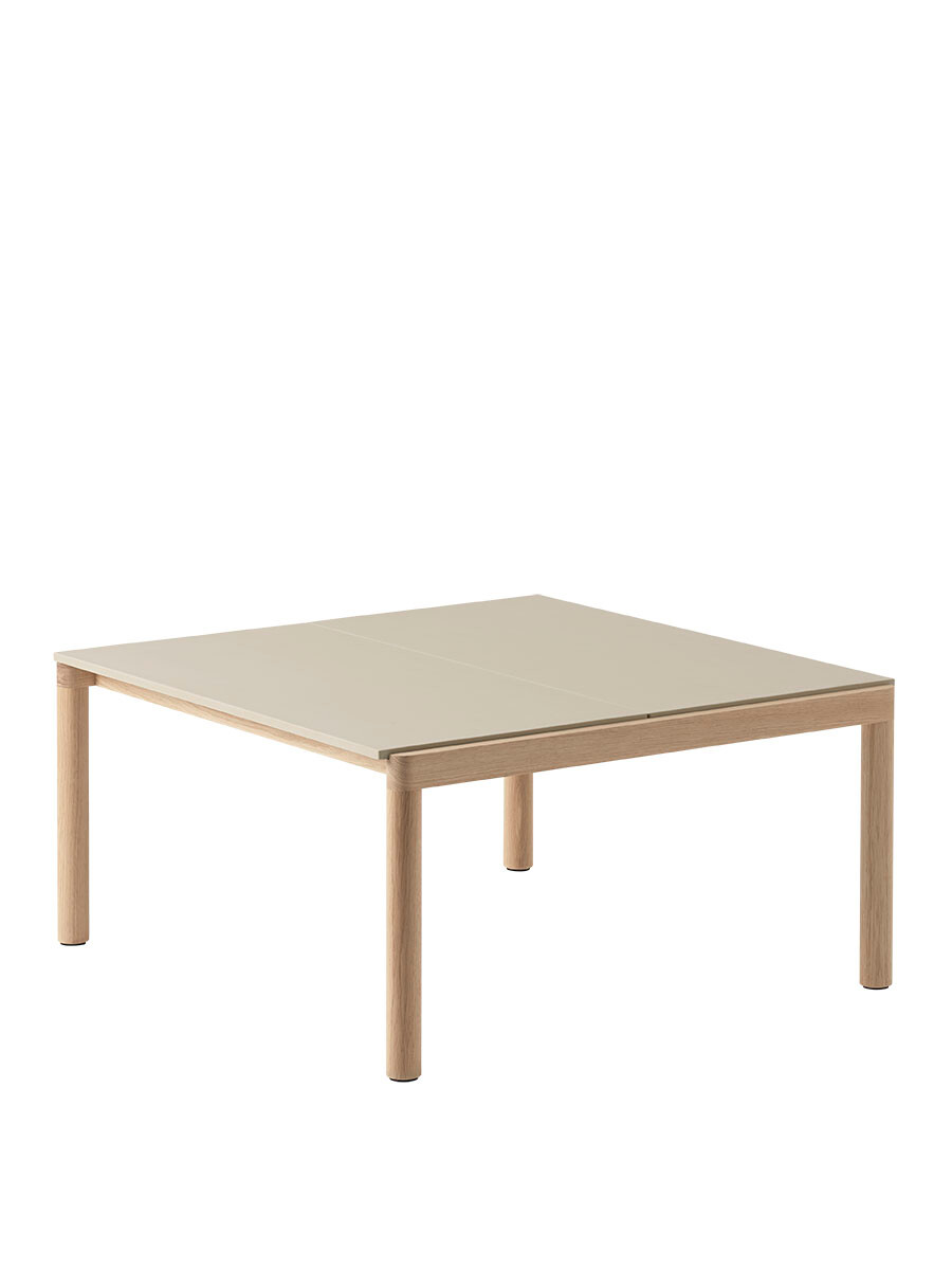 Couple Coffee Table, 80 x 84 cm fra Muuto (Sand / Oak, Plain)