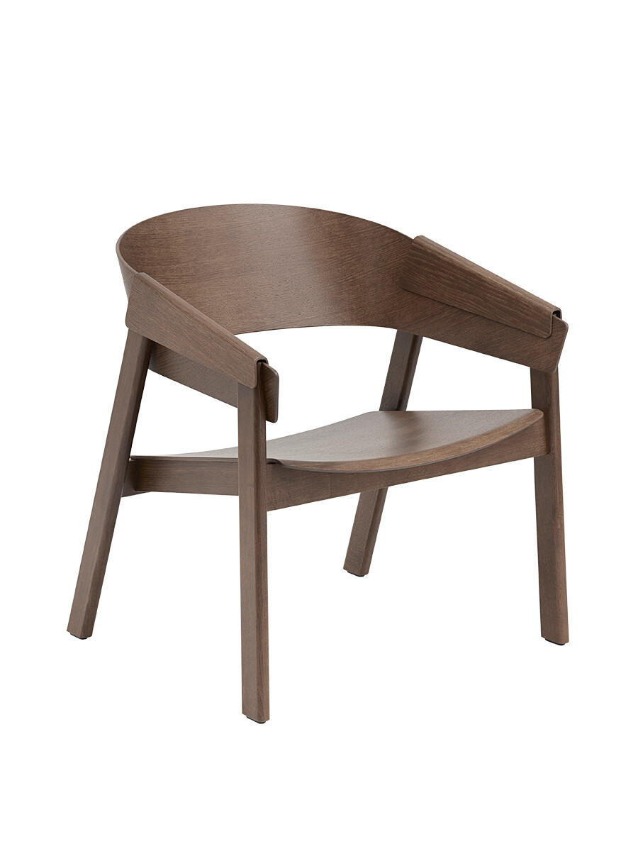 Cover Lounge Chair, dark stained brown fra Muuto