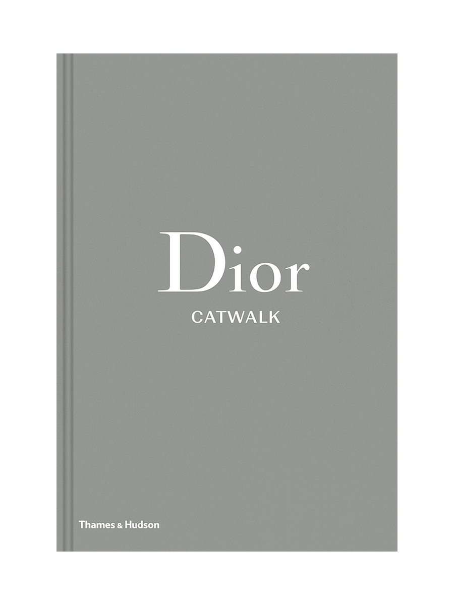 Dior Catwalk bog fra New Mags