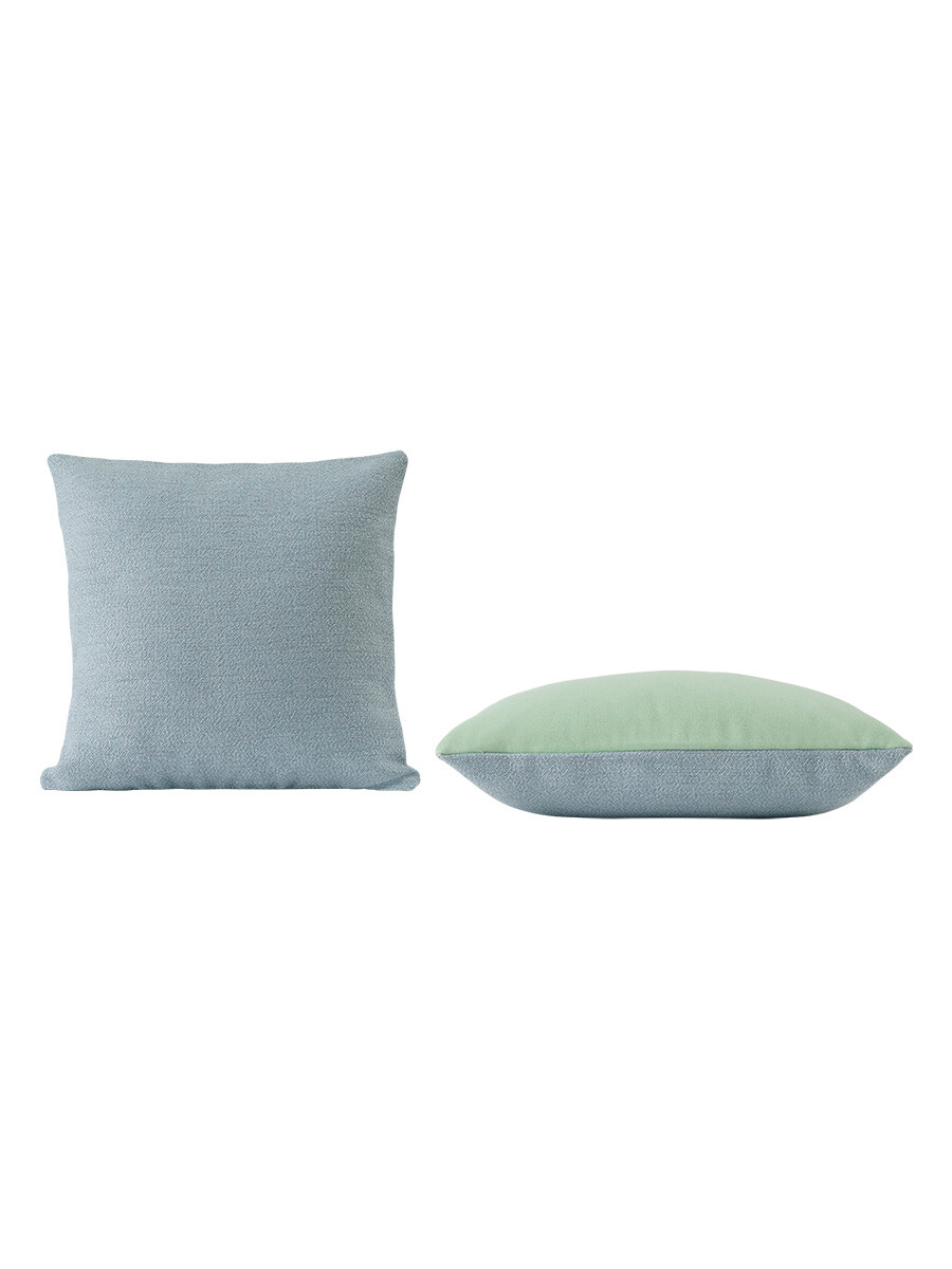 Mingle Cushion, 45 x 45 cm fra Muuto (Light blue / mint)