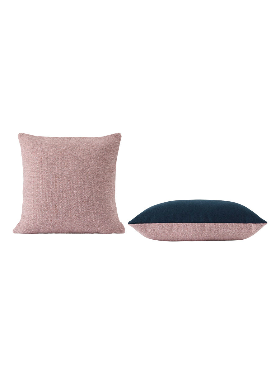 Mingle Cushion, 45 x 45 cm fra Muuto (Rose / petroleum)