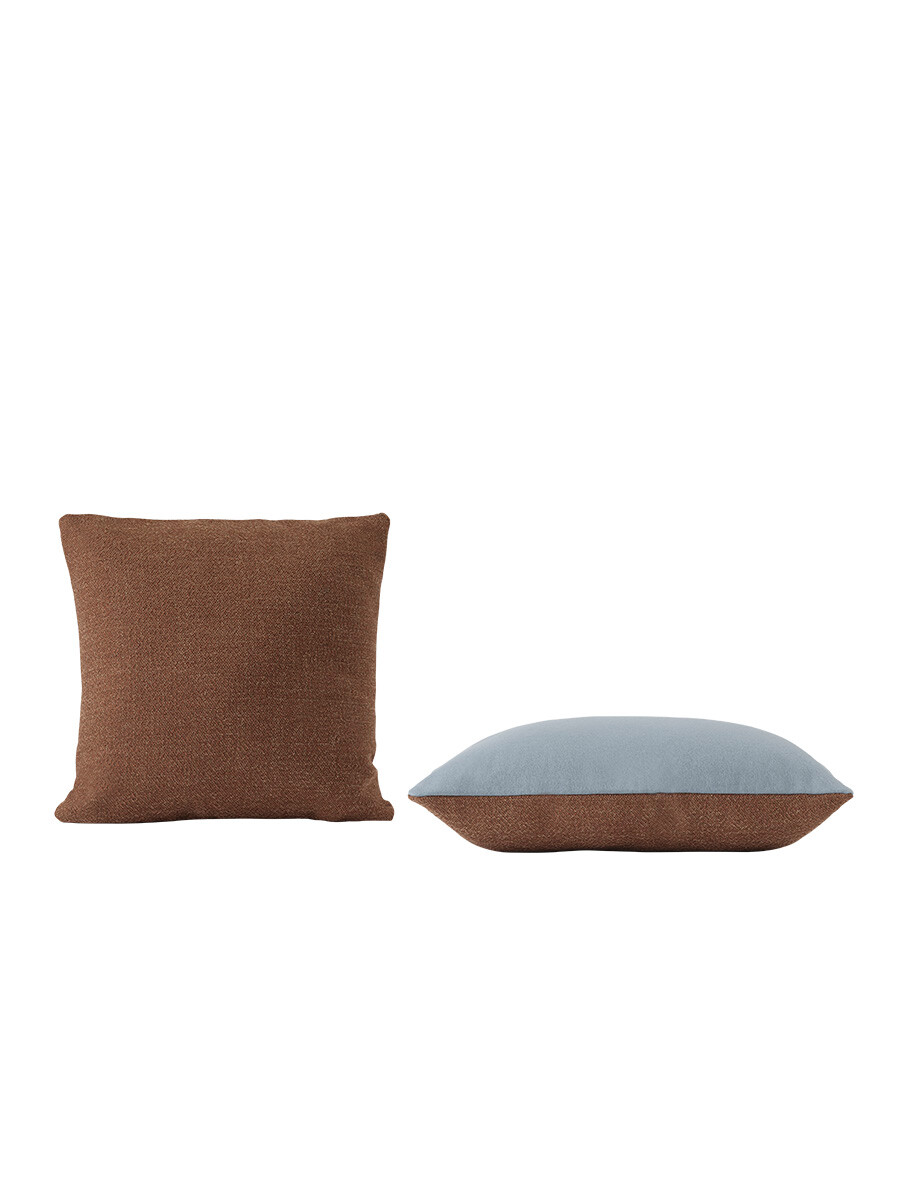 Mingle Cushion, 45 x 45 cm fra Muuto (Copper brown / light blue)