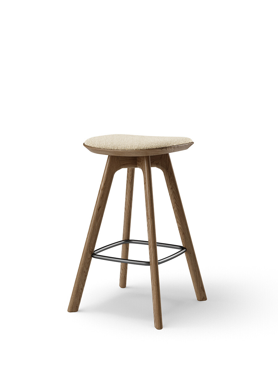 Pauline Counter Stool m. Træben, røget eg fra Brdr. Krüger (Moss 0019, cream fabric)