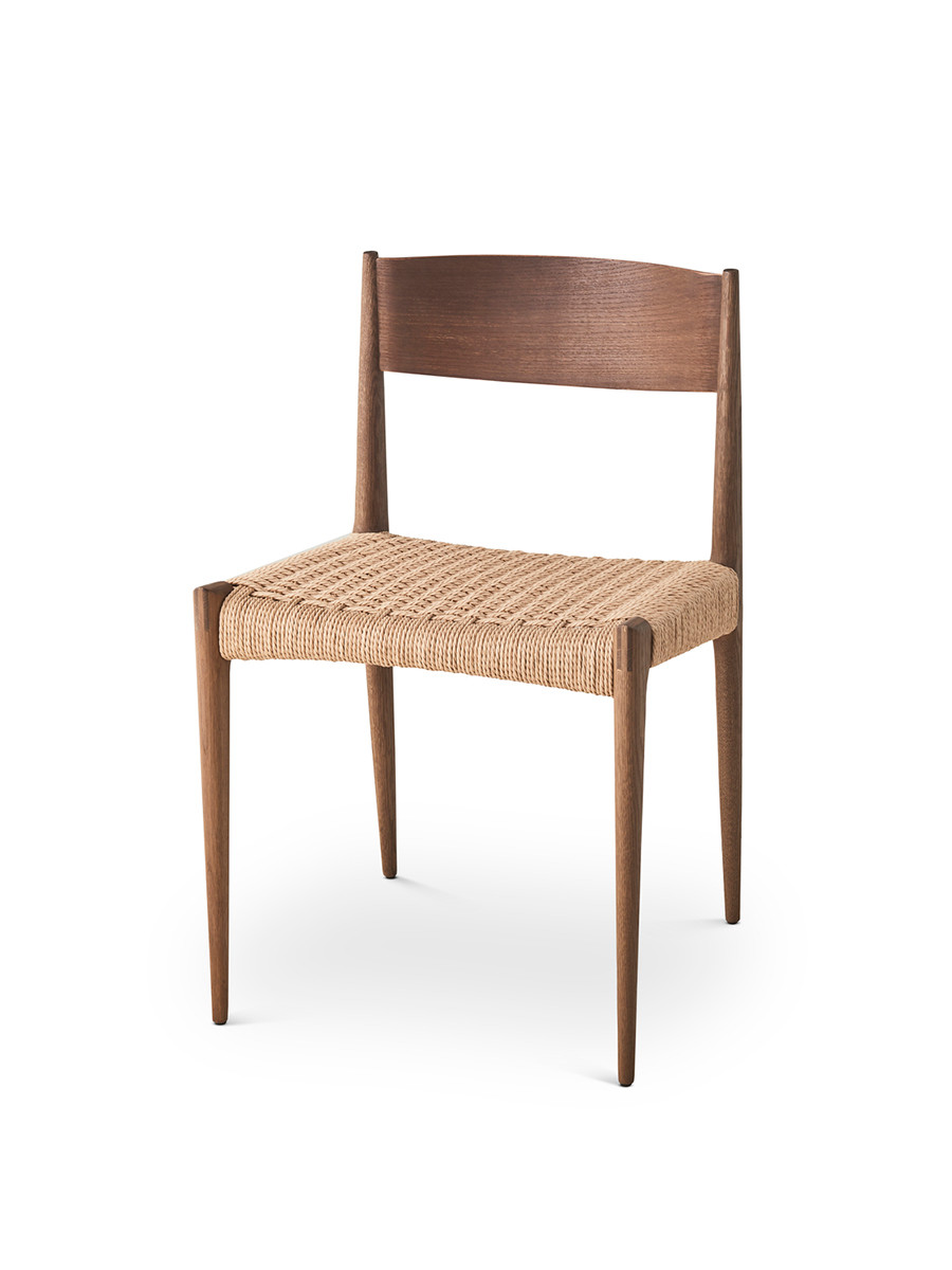 Pia Chair fra DK3 (Røget eg)