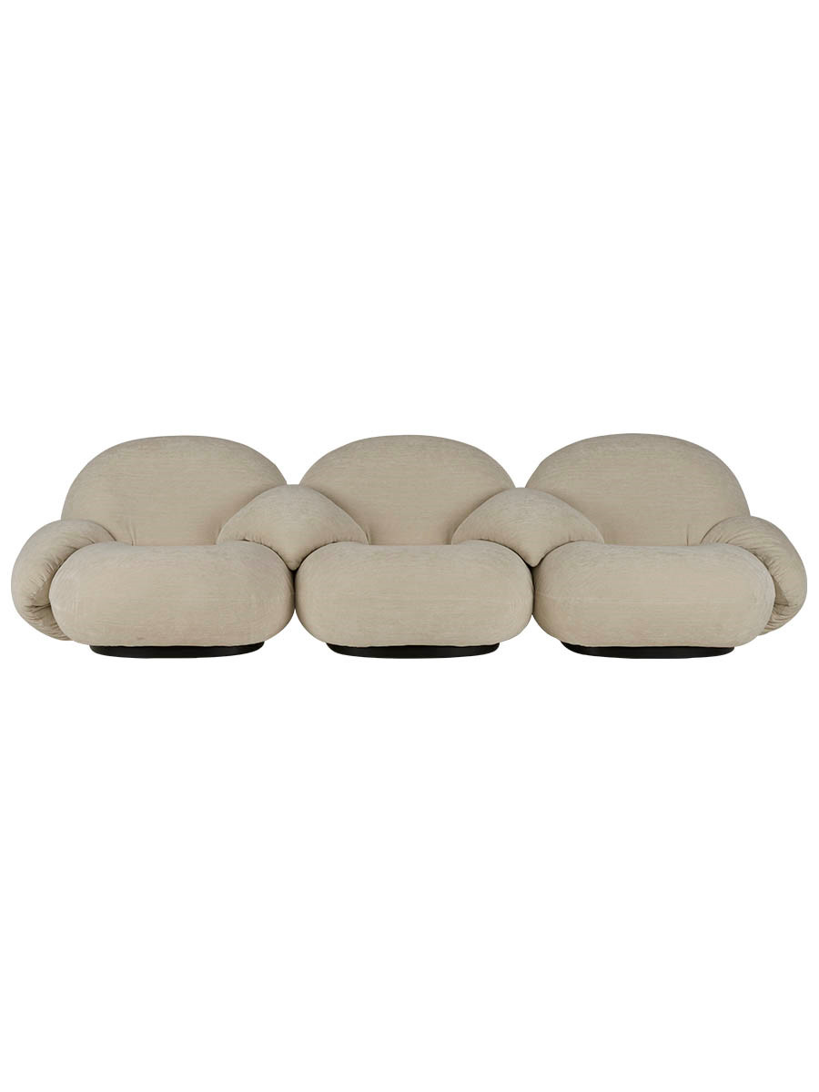 Pacha sofa 3-seater w. armrests and middle fra GUBI (Prisgruppe 1, Pearl Gold)