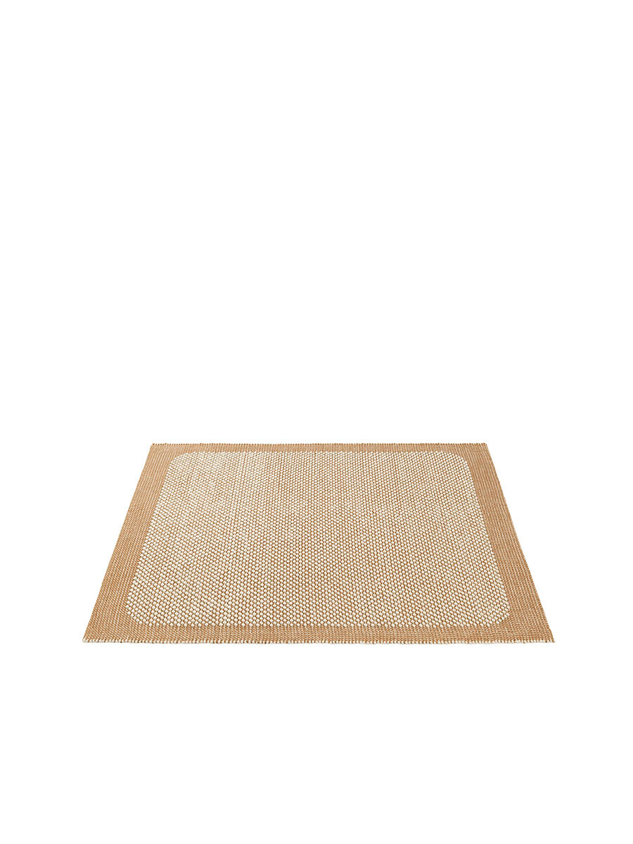 Pebble Rug, 170 x 240 cm fra Muuto (Burnt orange)