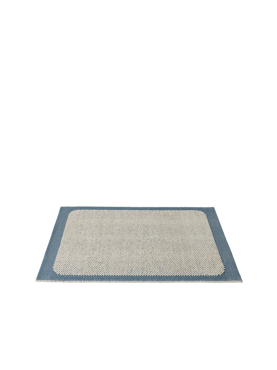 Pebble Rug, 170 x 240 cm fra Muuto (Pale blue)