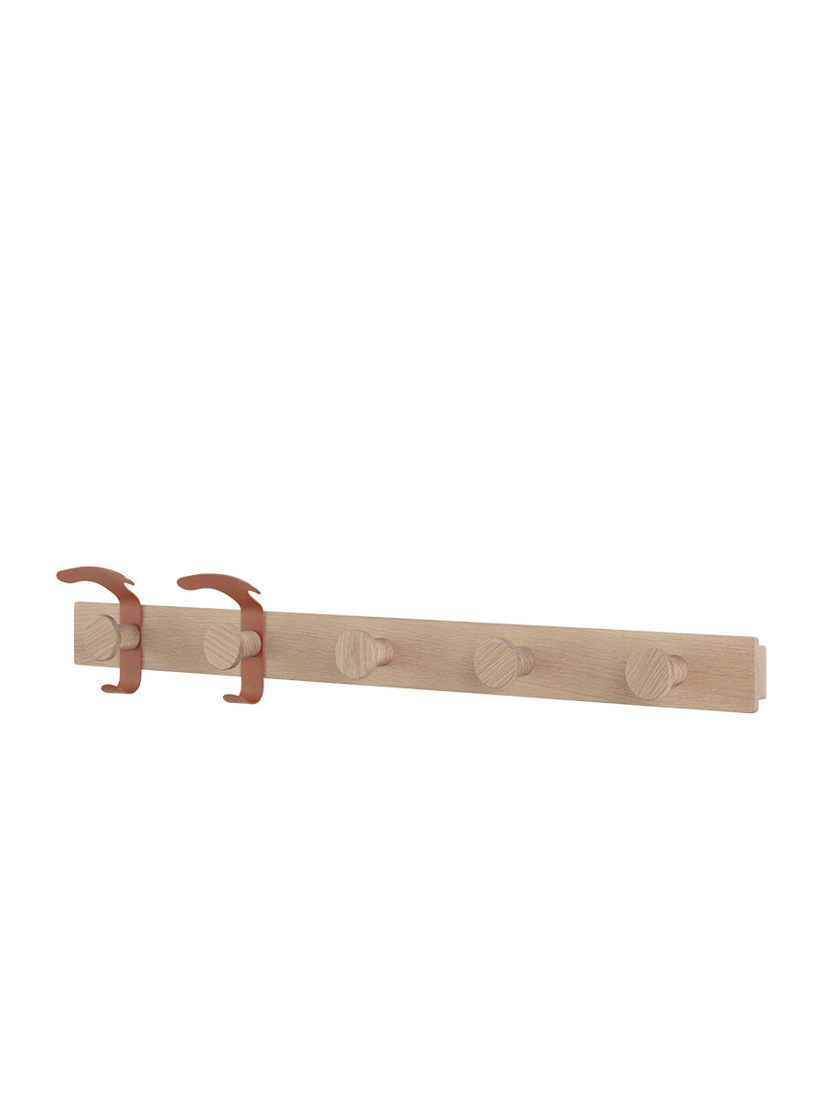 Avail Coat Rack fra Muuto (Oak / Copper brown)