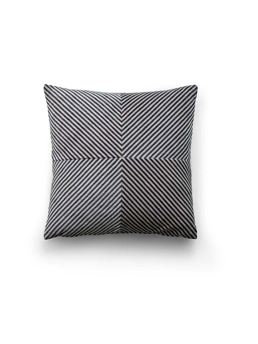 Fern Pyjamas Pillow, 50x50 fra Eilersen (P01)