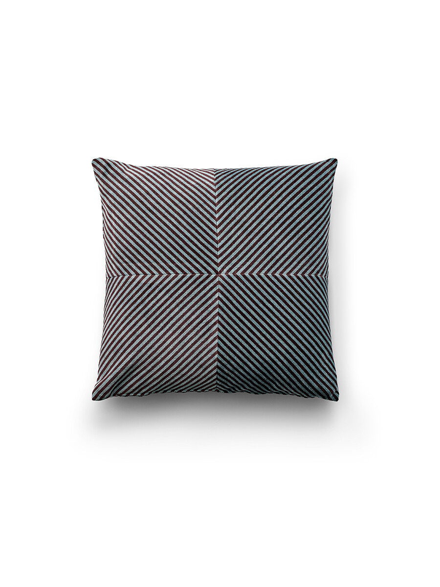 Fern Pyjamas Pillow, 50x50 fra Eilersen (P04)