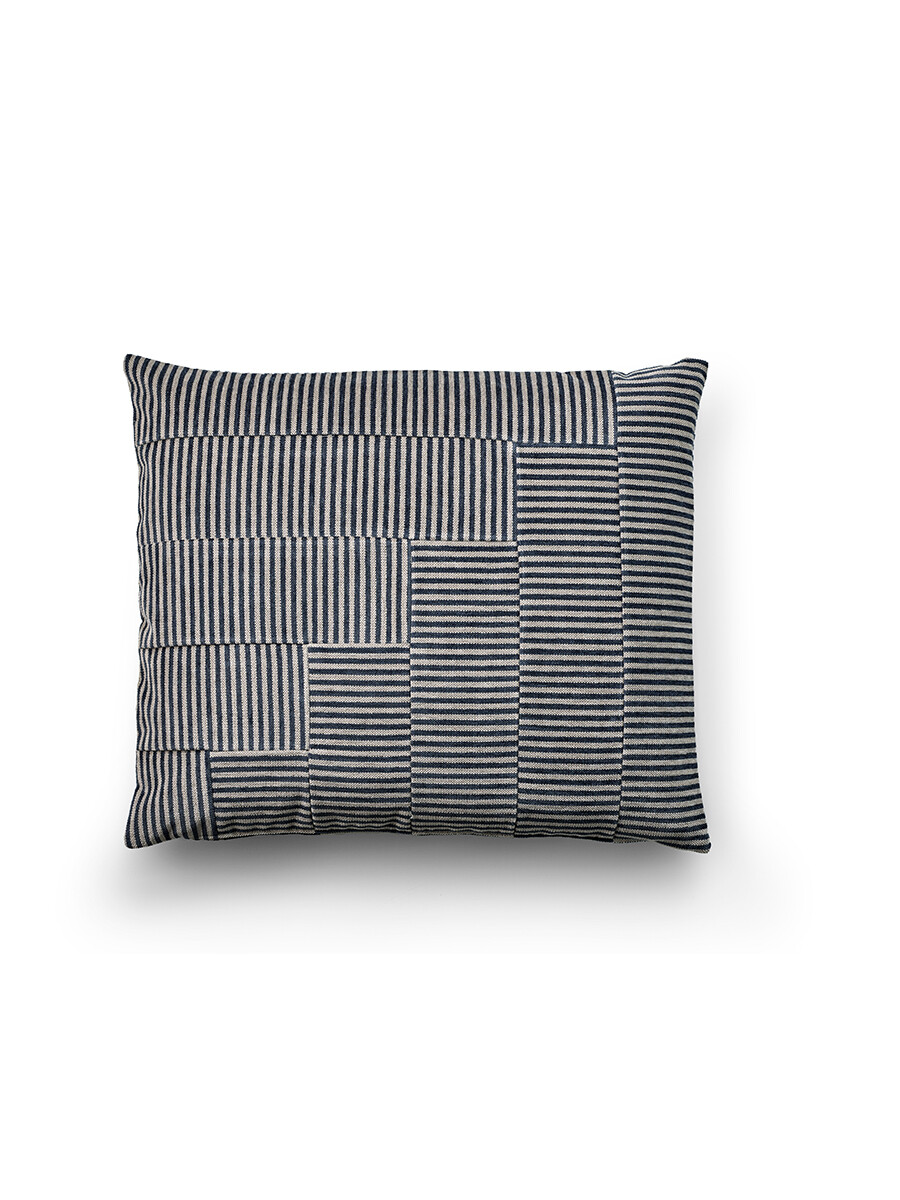 Zephyr Pyjamas Pillow, 50x60 fra Eilersen (P01)