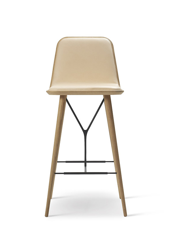 Spine Barstool fra Fredericia Furniture (Stofgruppe 1, Eg lak)