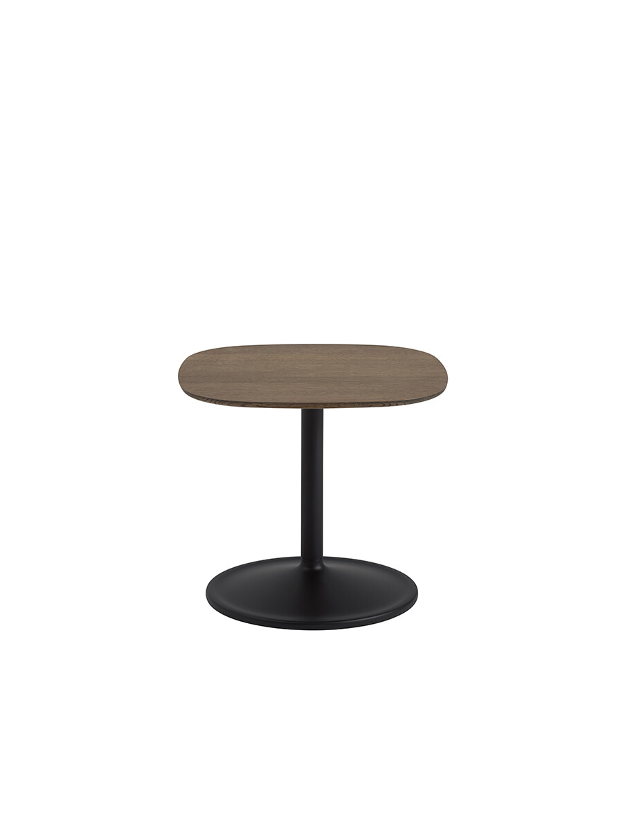 Soft Side Table, 45x45 fra Muuto (Dark Oiled Oak)