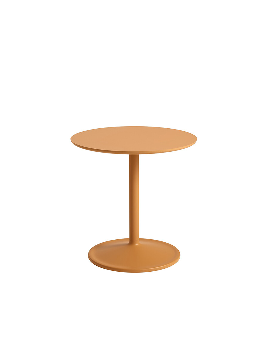 Soft Side Table, Ø48/H48 fra Muuto (Orange Laminat)