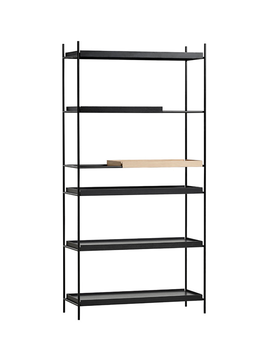 Tray Shelf, høj fra Woud (Black: 4 wide, 1 short / Oak: 1 short)