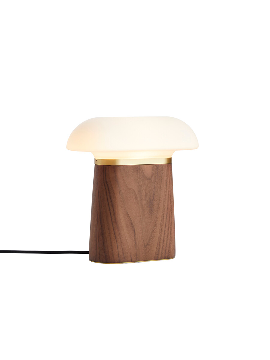 Nova Table Lamp, walnut fra Woud