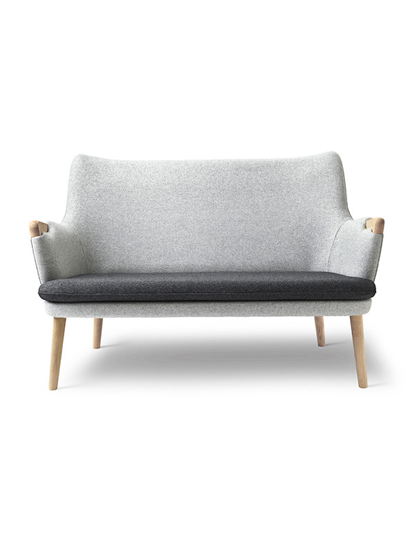 CH72 Sofa af Hans J. Wegner (Olie, Eg/stofgruppe 2)