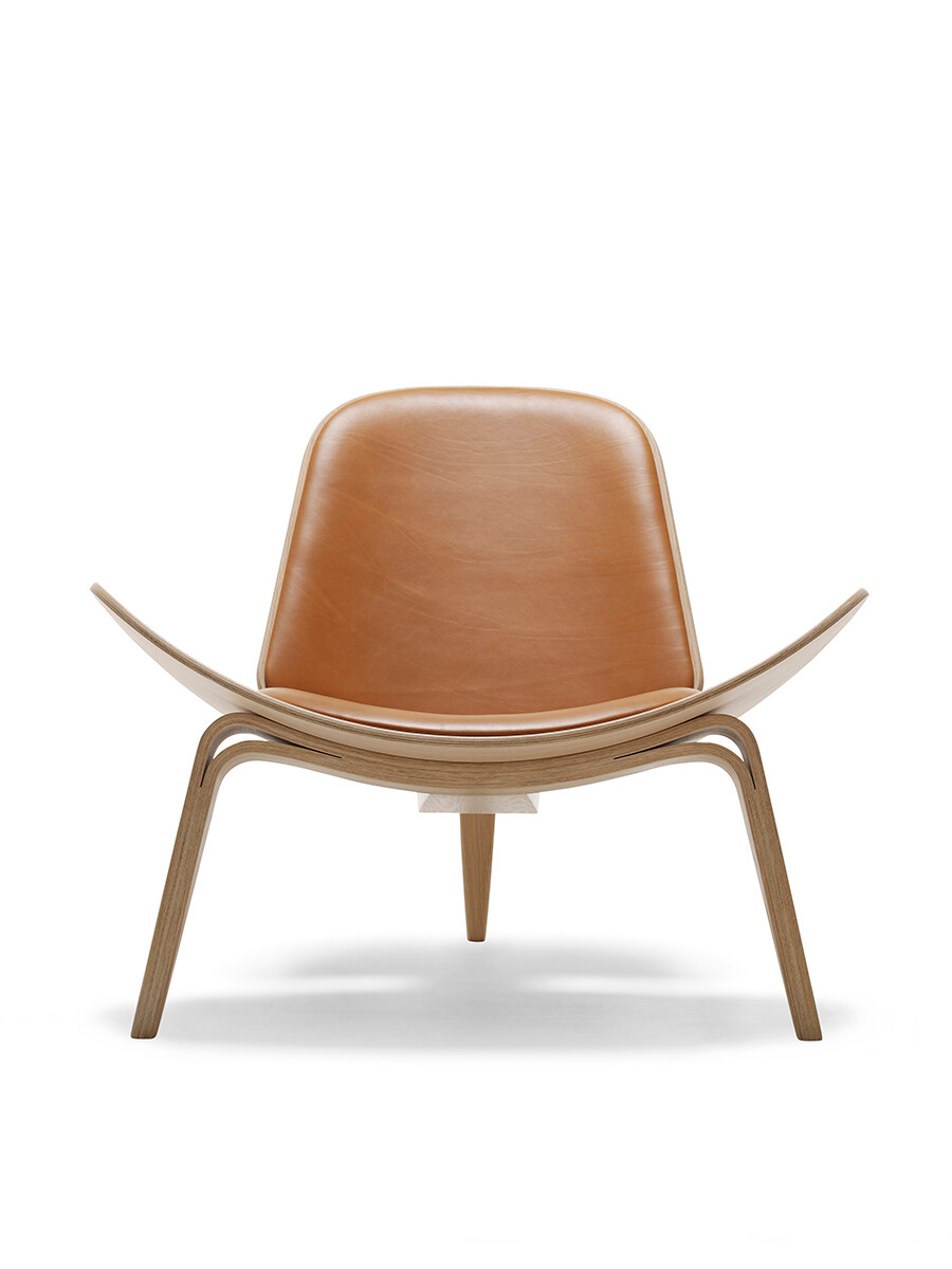 CH07 Skalstol, eg olie/Loke 7748 af Hans J. Wegner