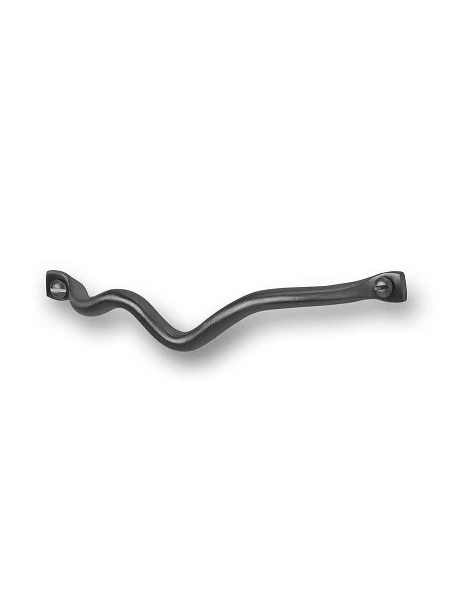 Curvature handle fra Ferm Living (Black brass)