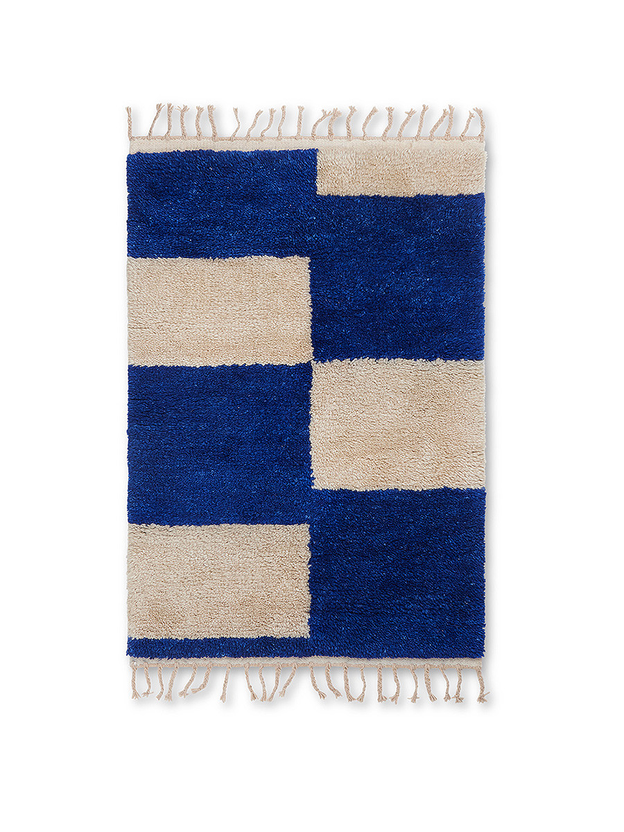 Mara Knotted Rug, small fra Ferm Living (Bright Blue/Off-White)