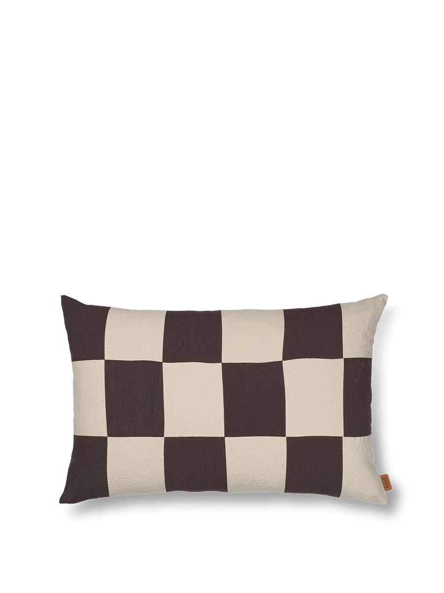 Fold Patchwork Cushion fra Ferm Living (Coffee)