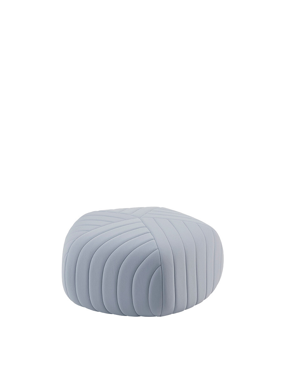 Five Pouf, large fra Muuto (Planum 711 / Lys Blå)