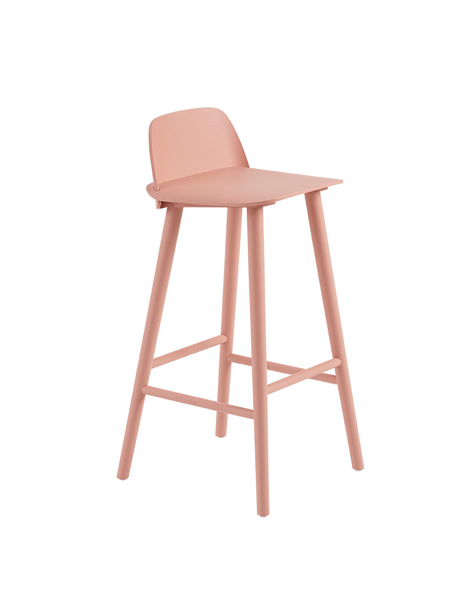 Nerd Bar Stool fra Muuto (Tan rose)